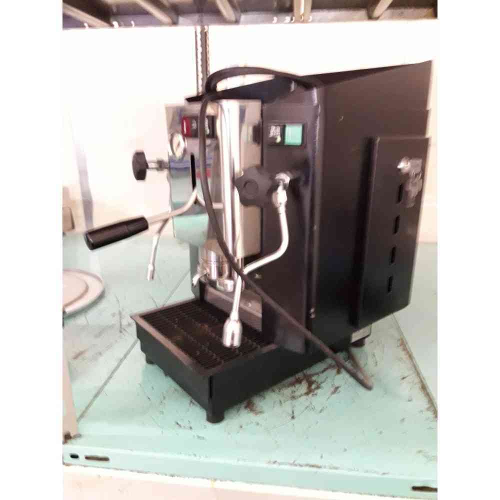 PODS COFFEE MACHINE WITH SPOUTS FOR MILK AND TEA PODS COFFEE MACHINE WITH SPOUTS FOR MILK AND TEA