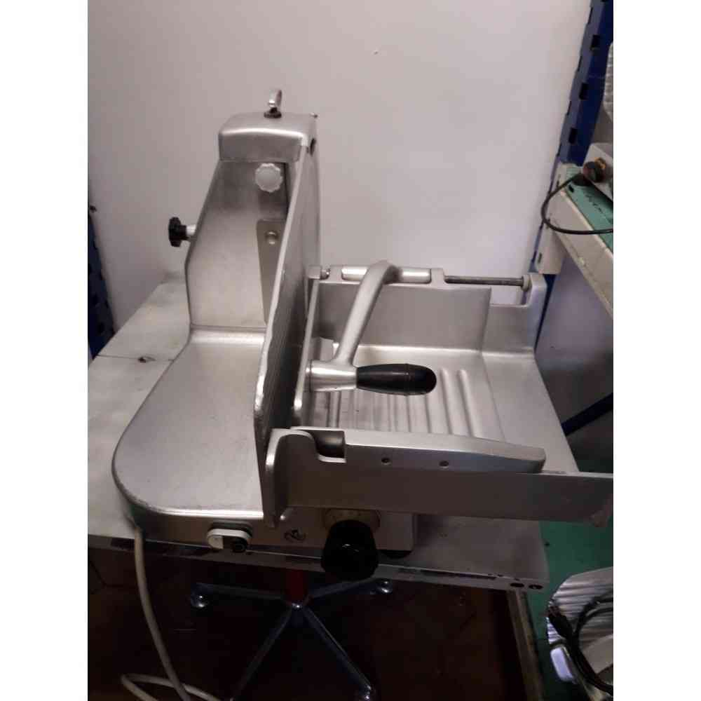 SLICER BERKEL 350 VOLT. 220/380 MEAT PLATE SLICER BERKEL 350 VOLT. 220/380 MEAT PLATE