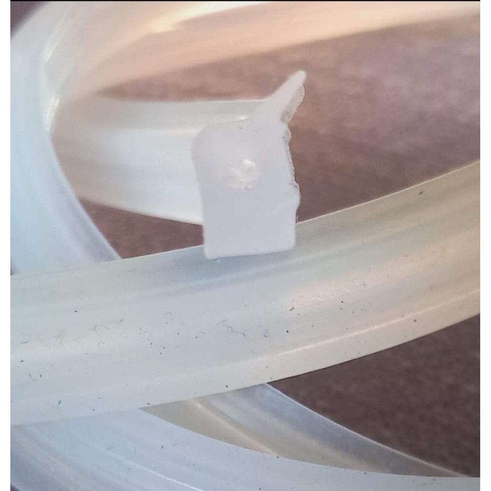 guarnizione in silicone con labbro 7x9 altezza 12 vendita al metro guarnizione in silicone con labbro 7x9 altezza 12 vendita al metro
